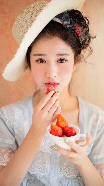 巜车里震动好爽H动漫