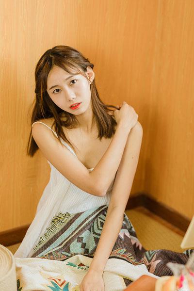 老外添女人囗交做爰视频