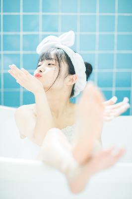 少妇愉情理伦片BD