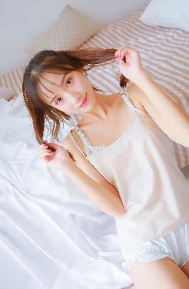 巜车里震动好爽H动漫