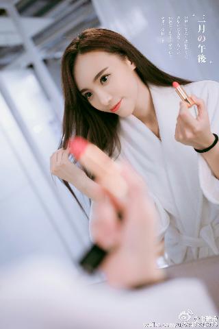 迷人的人妻HHD语中字