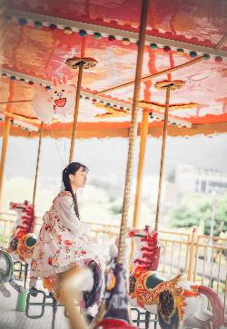 巜被部长玩弄的人妻