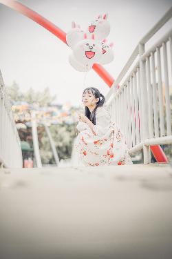 玩弄朋友娇妻呻吟交换电影