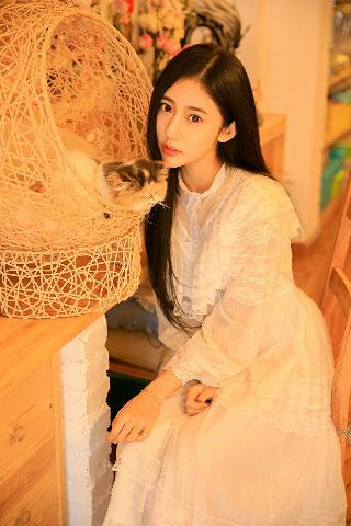 夜夜穞天天穞狠狠穞AV美女按摩