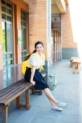 巜人妻中出J按摩师