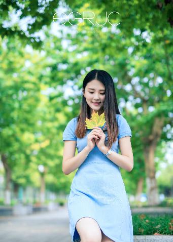 强 暴 疼 哭 处 女在线观看