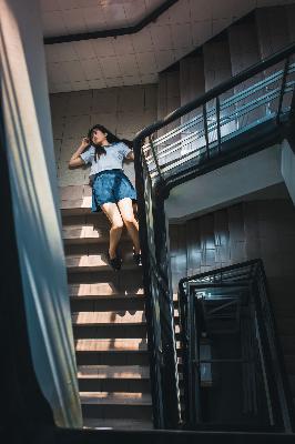 美女在线观看免费高清电视剧