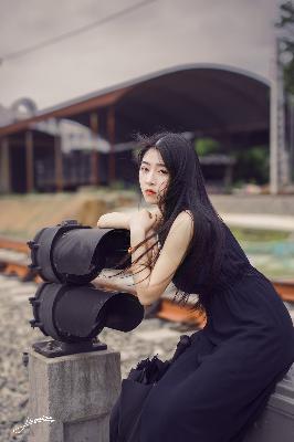 孕妇分娩腿分大开视频